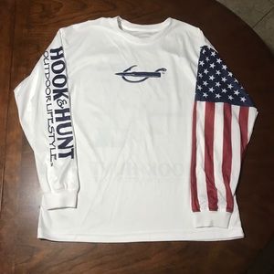 Men’s Hook & Hunt long sleeve shirt size L